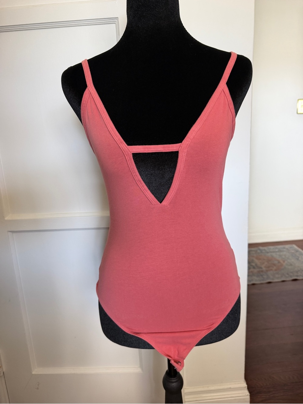 V-Neck Strap Bodysuit Bandeau in Dusty Rose